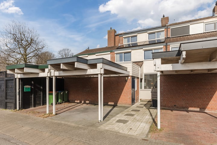 Louwersdonk 24 in Breda foto
