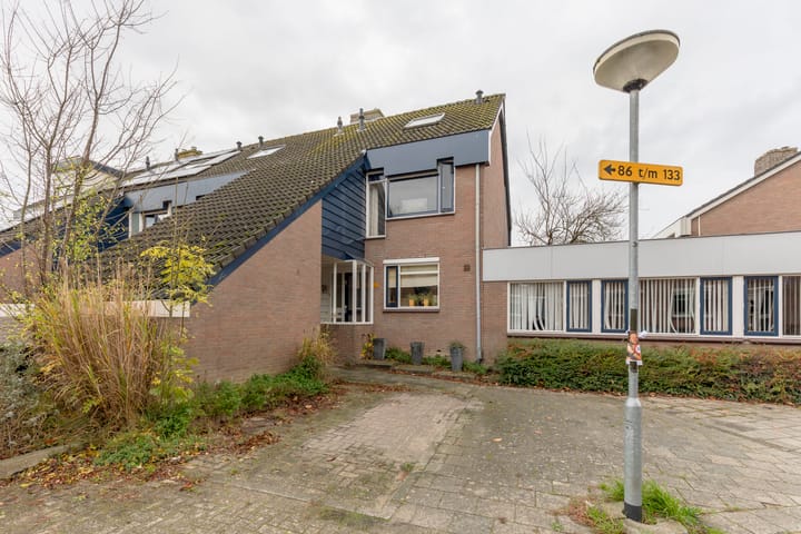 Luchtenburg 85 in Dordrecht