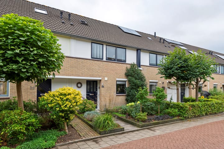 Lucretia van Merkenlaan 37 in Veenendaal