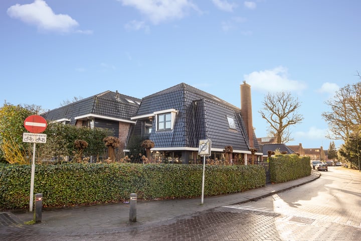 Luitgardeweg 1 in Loosdrecht foto