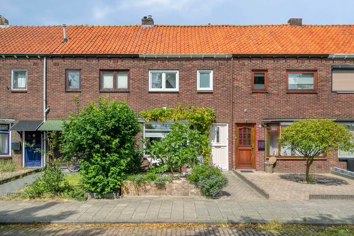 Lunetstraat 34 in Breda foto