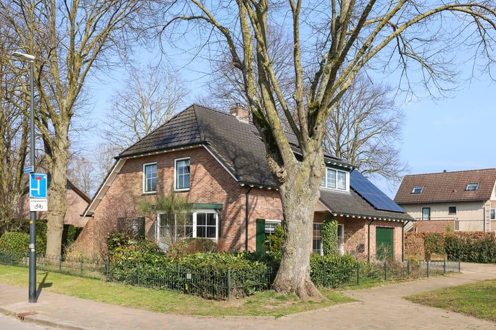 Lupineweg 25 in Apeldoorn foto