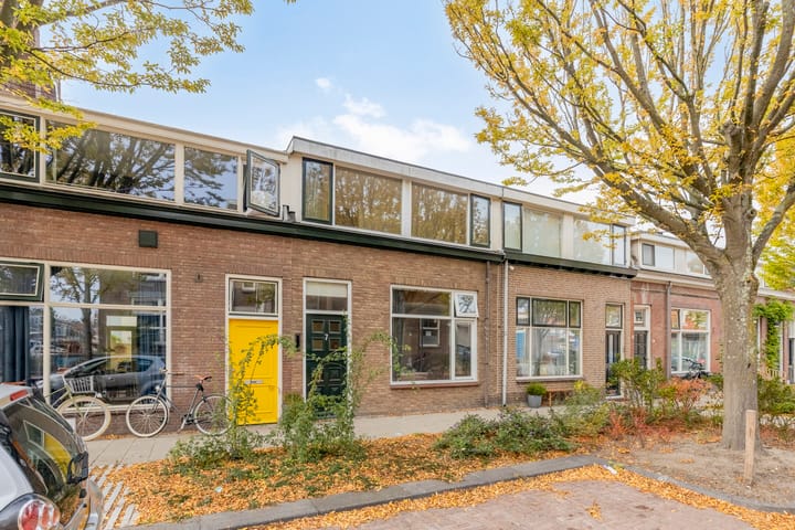 Lusthoflaan 7 in Leiden foto