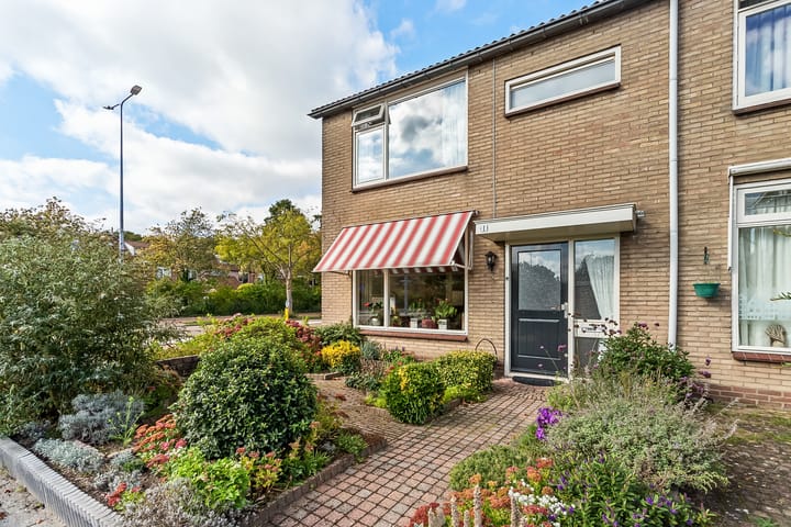 Lutherhof 1 in Hilversum foto