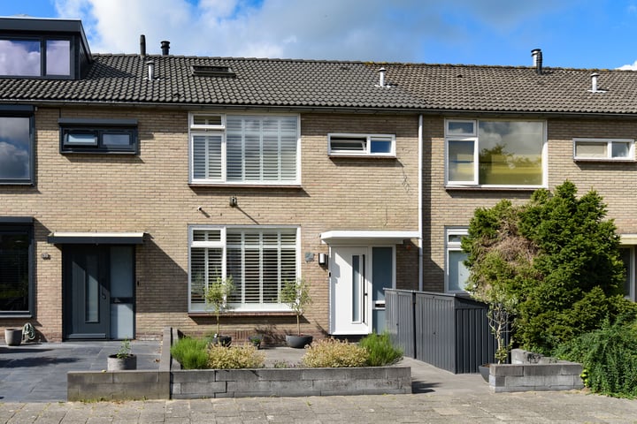Lutherhof 128 in Hilversum foto