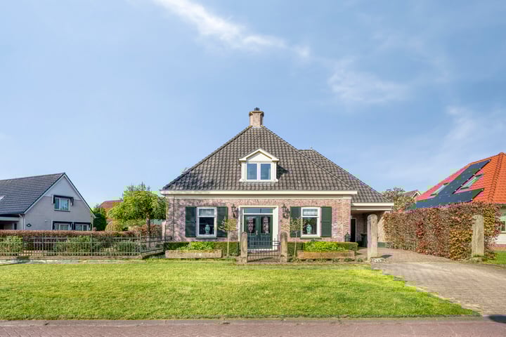 Lutterstraat 77 in Losser foto