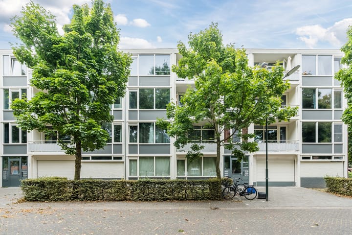 Luxemburgsestraat 10 in Budel