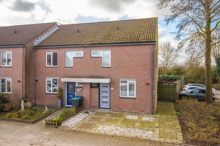 Luxemburgsestraat 33 in Zevenaar foto