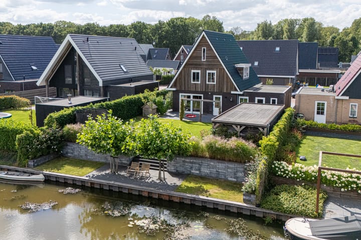 Lytselaard 8 in Dokkum foto