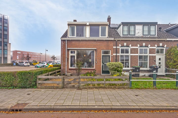 M.A.de Ruijterlaan 18 in Goes foto