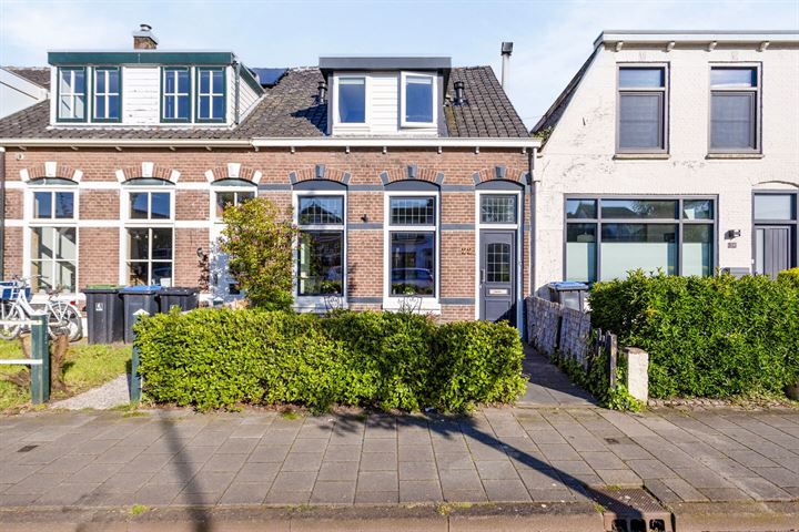 M.A.de Ruijterlaan 22 in Goes foto