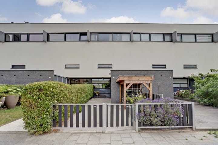 Foto van woning M. Beenstraat 25, Spijkenisse
