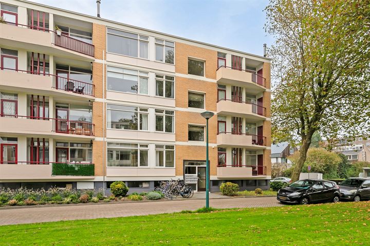 M. Harpertszoon Tromplaan 154 in Oegstgeest foto