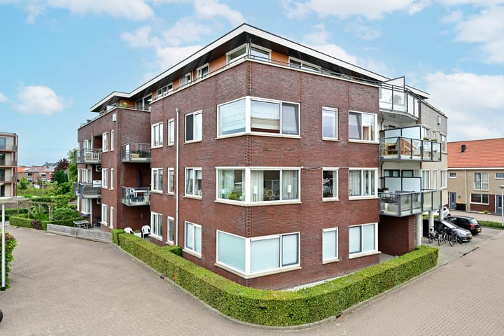 M. Waltuch-Kauffmannstraat 5 in Ter Aar foto