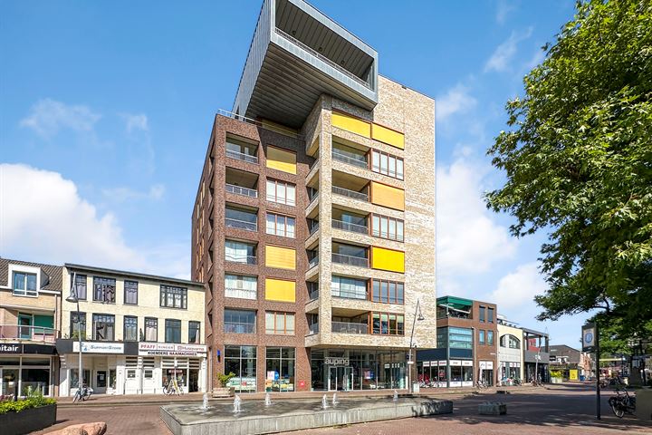 Maanderweg 4-8 in Ede foto