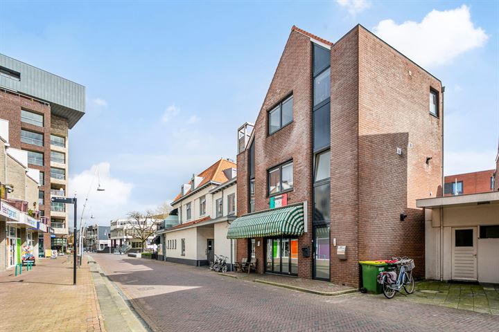 Maanderweg 5 in Ede foto