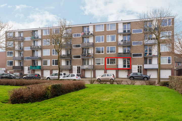 Maanstraat 33 in Nijmegen foto