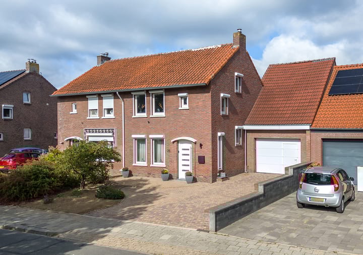 Maarstraat 28 in Kerkrade foto