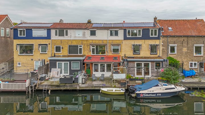Maasdamsedijk 11 in Puttershoek foto