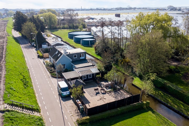 Maasdijk 18 in Maasdijk foto