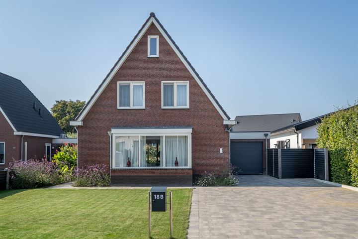 Maasdijk 18b in Heerewaarden foto