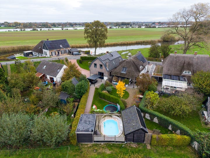 Maasdijk 229 in Wijk en Aalburg foto