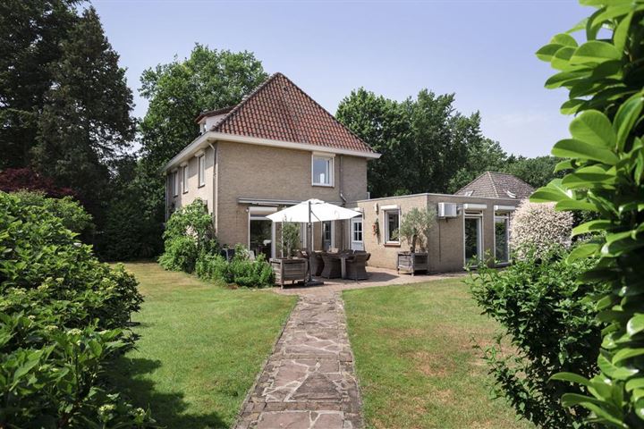 Maaskade 7 in Oss foto