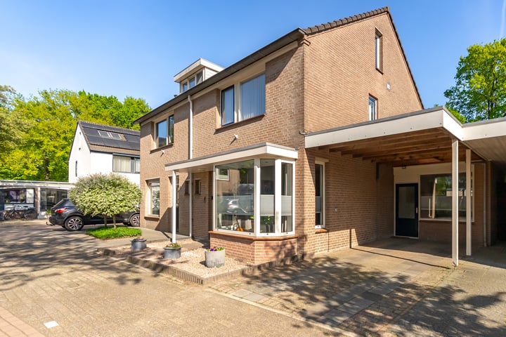 Maaslandhoeven 5 in Rosmalen foto