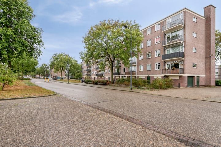 Maassingel 310 in 's-Hertogenbosch foto