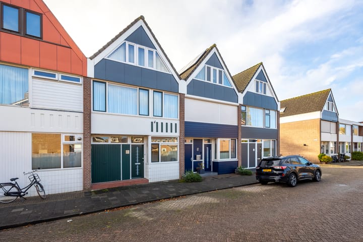 Maasstraat 15 in Hardinxveld-Giessendam foto