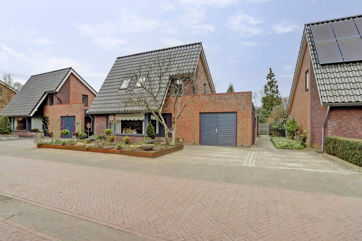 Maasstraat 27 in Winterswijk foto
