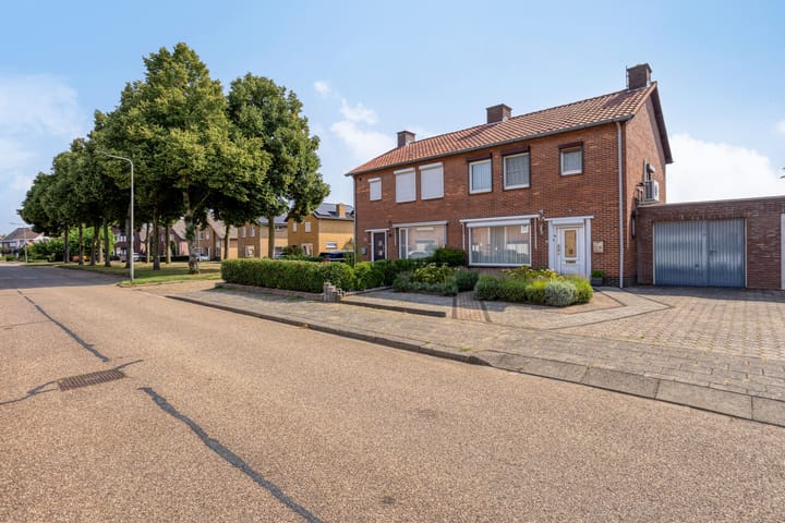 Maasstraat 61 in Maasbracht
