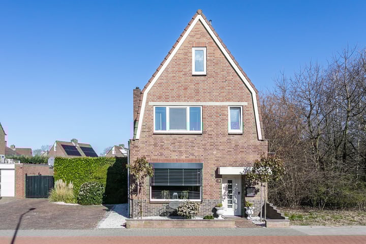 Maastrichterstraat 120 in Brunssum foto