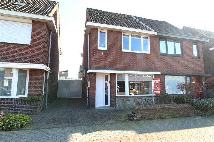 Maastrichterstraat 161 in Brunssum foto