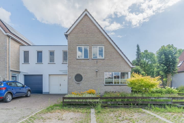 Maasweg 28 in Culemborg foto