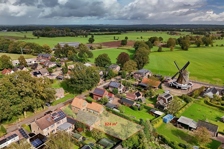 Maatmansweg 8 in Holten foto