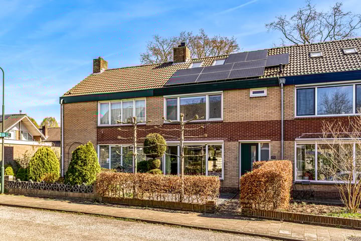 Maatweg 13 in Renkum foto
