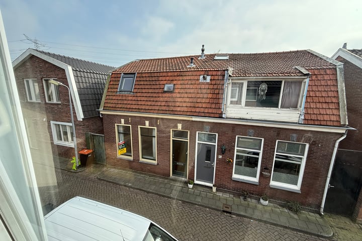Machinistenstraat 12 in Koog aan de Zaan foto