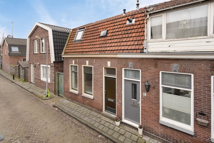 Machinistenstraat 3 in Koog aan de Zaan foto