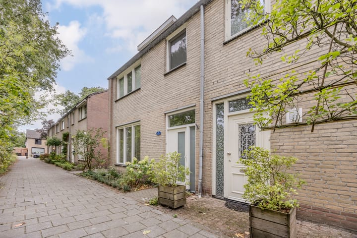 Mackayhof 11 in Rijen foto