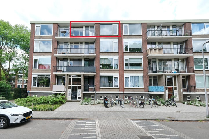 Madoeralaan 84 in Ede foto