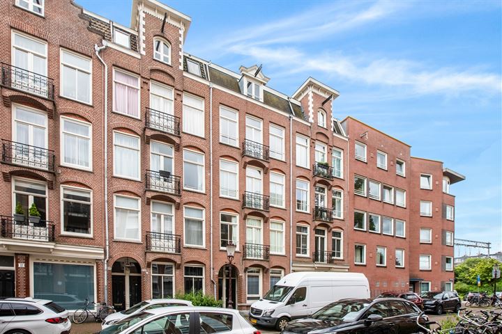 Madurastraat 8D in Amsterdam foto
