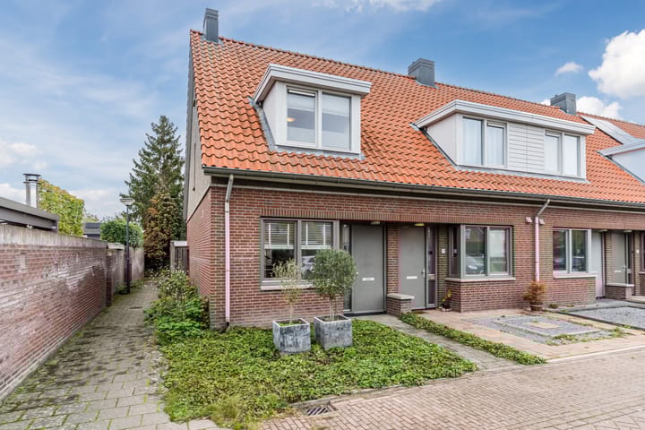 Magnoliahof 8 in Reusel foto