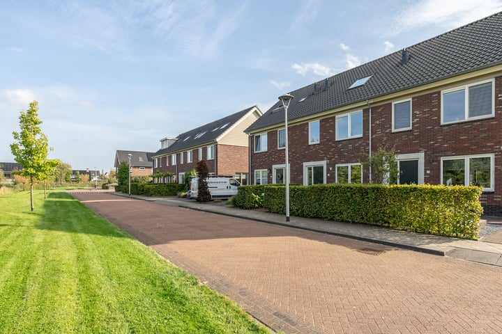 Magnoliasingel 23 in Woudenberg foto