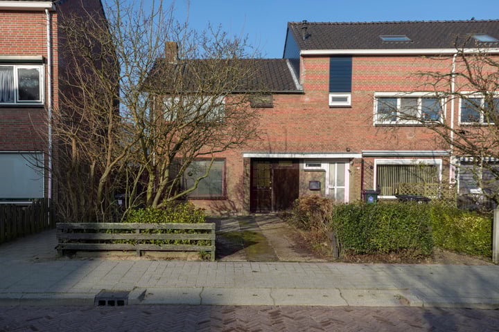 Magnoliastraat 8 in Rozenburg foto