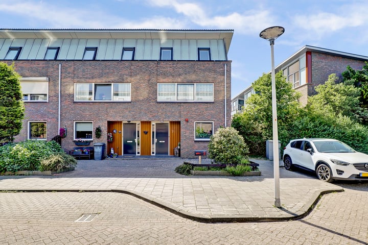 Mahatma Gandhistraat 2 in 's-Gravenzande foto