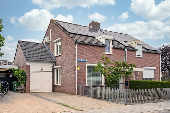 Majoor Huthstraat 66 in Linne foto