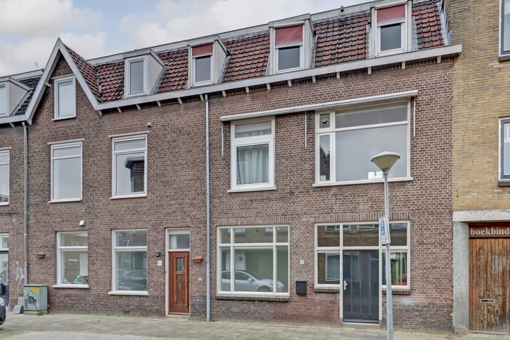 Makassarstraat 17 in Utrecht foto
