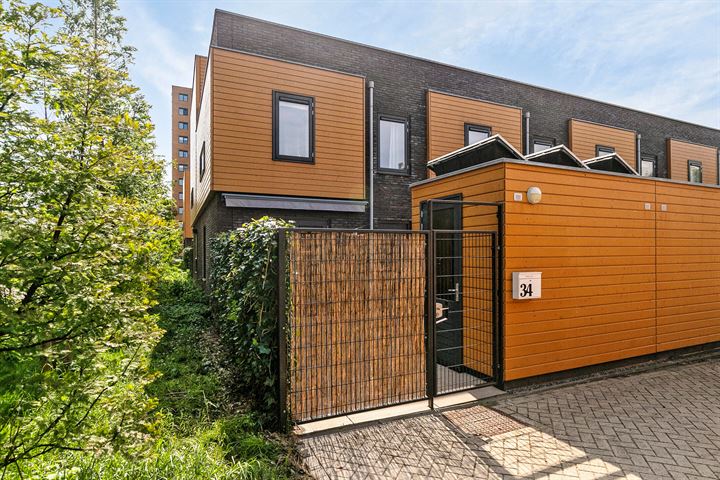 Makassarweg 34 in Almere foto