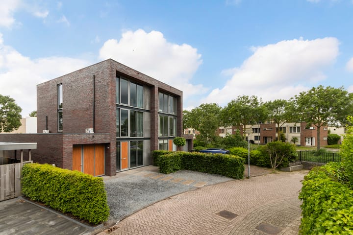 Makoré 32 in Dordrecht foto